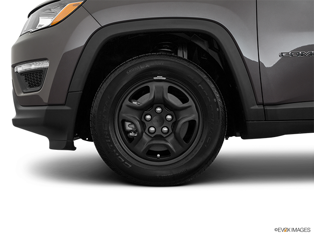 2019 Jeep Compass | Front Drivers side wheel at profile