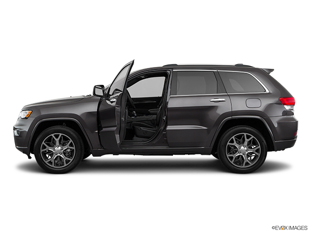2019 Jeep Grand Cherokee | Driver's side profile with drivers side door open