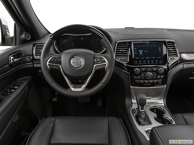 2019 Jeep Grand Cherokee | Steering wheel/Center Console