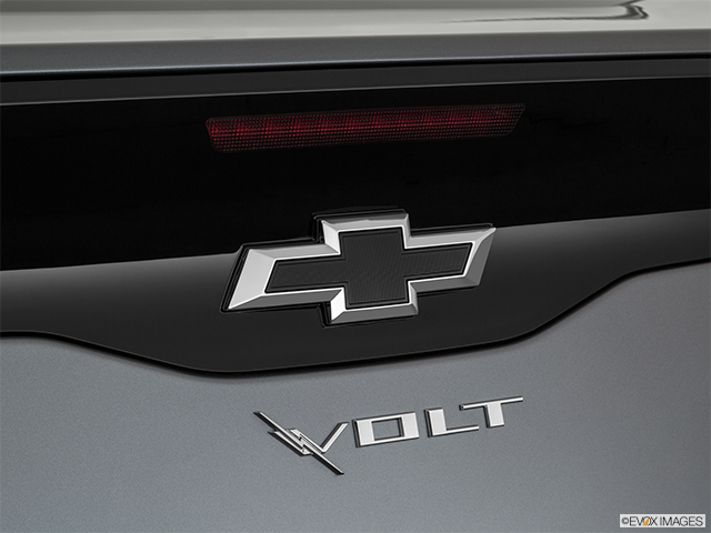 Chevy Volt Rear Window 2019 Chevrolet Volt: Reviews, Price, Specs, Photos and Trims | Driving.ca