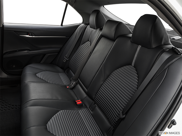 Toyota Camry Hybride 2019: prix, avis d’experts, photos et
