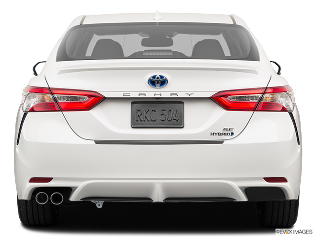 2019 Toyota Camry Hybrid | Low/wide rear