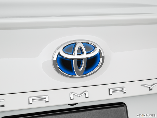 2019 Toyota Camry Hybrid | Rear manufacturer badge/emblem