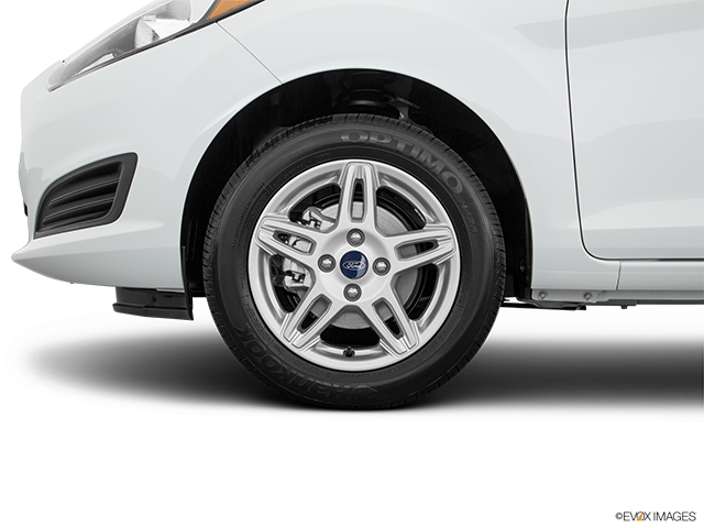 2019 Ford Fiesta | Front Drivers side wheel at profile