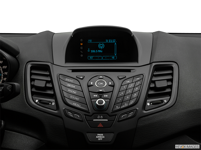 2019 Ford Fiesta | Closeup of radio head unit