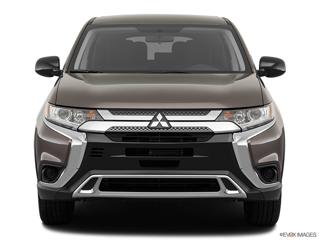 2019 Mitsubishi Outlander | Low/wide front