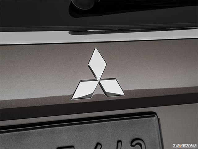 2019 Mitsubishi Outlander | Rear manufacturer badge/emblem