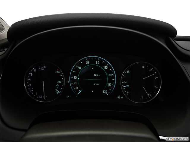 2019 Buick LaCrosse | Speedometer/tachometer