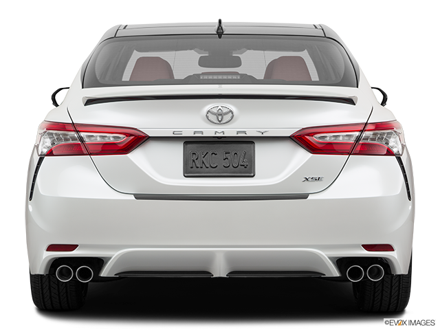 2019 Toyota Camry | Low/wide rear