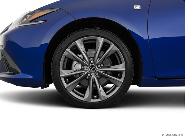 2019 Lexus ES 350 | Front Drivers side wheel at profile
