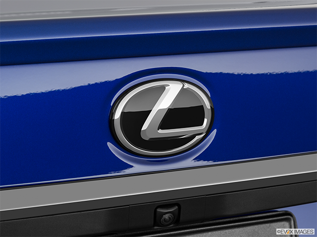 2019 Lexus ES 350 | Rear manufacturer badge/emblem