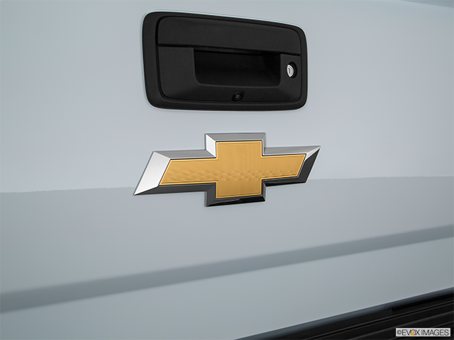 2019 Chevrolet Silverado 2500HD | Rear manufacturer badge/emblem