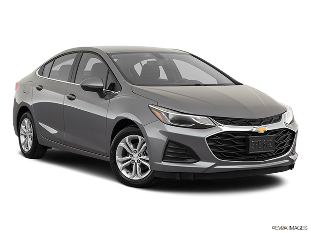2019 Chevrolet Cruze | Front passenger 3/4 w/ wheels turned