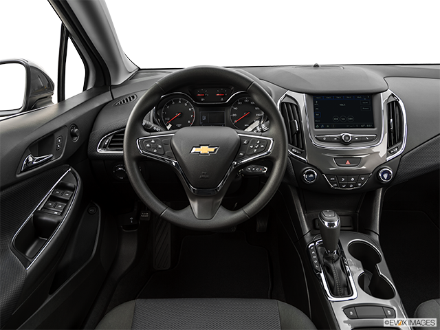 2019 Chevrolet Cruze | Steering wheel/Center Console