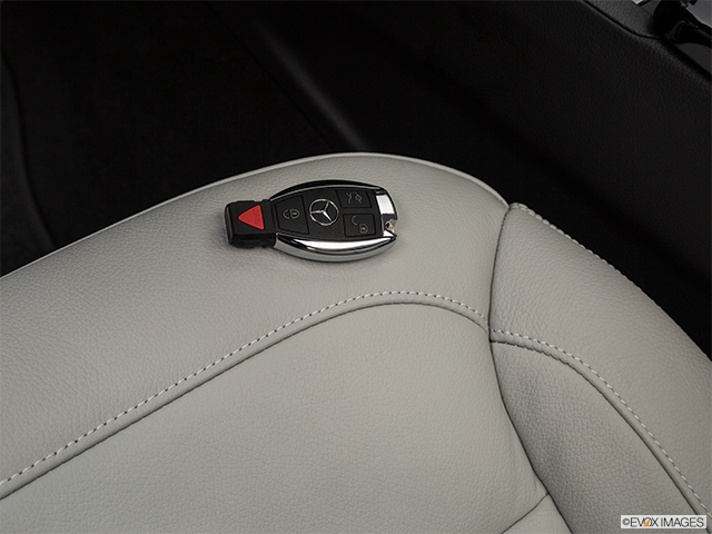 2019 Mercedes-Benz GLE | Key fob on driver’s seat