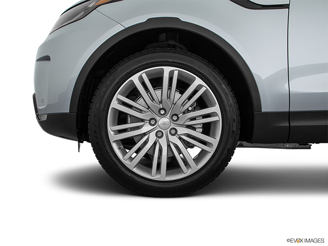 2019 Land Rover Discovery V6 SE: Price, Review, Photos (Canada) | Driving