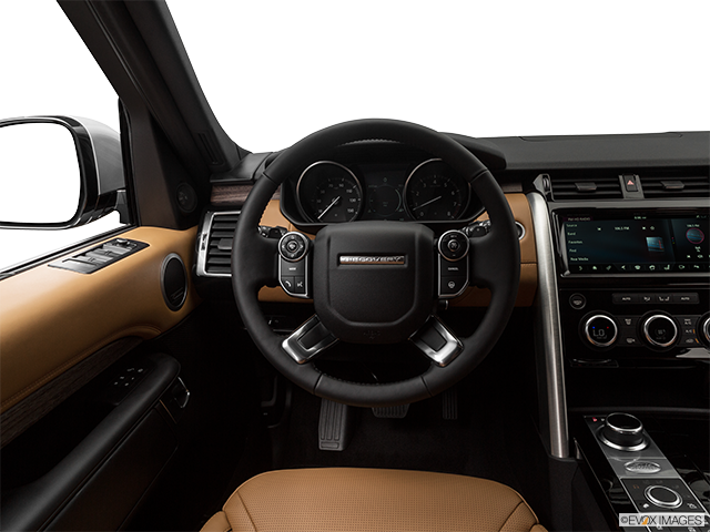 2019 Land Rover Discovery V6 SE: Price, Review, Photos (Canada) | Driving