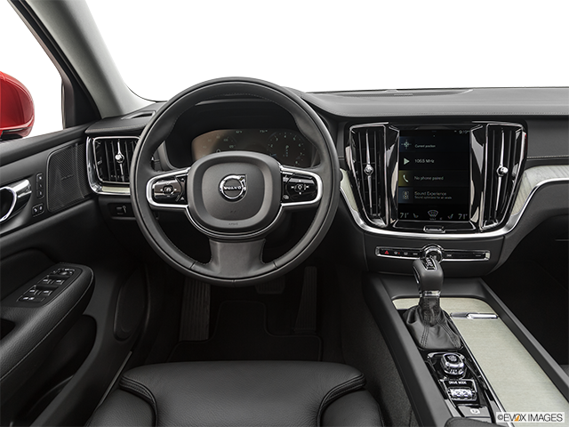 2019 Volvo S60 | Steering wheel/Center Console