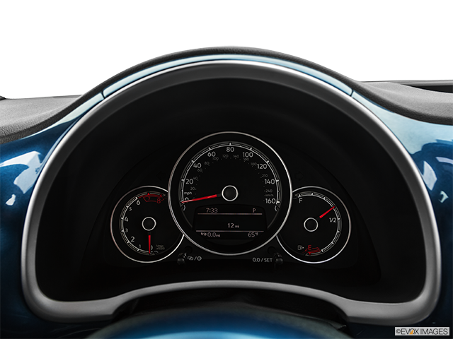 2019 Volkswagen Beetle | Speedometer/tachometer