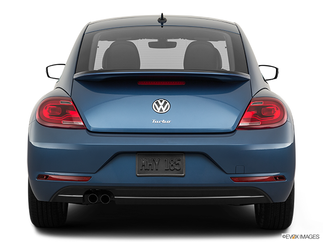 2019 Volkswagen Beetle | Low/wide rear