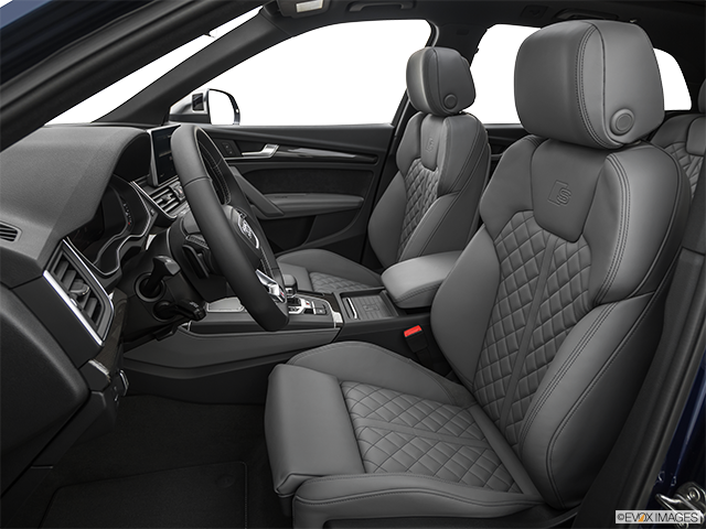 2019 Audi SQ5 | Front seats from Drivers Side