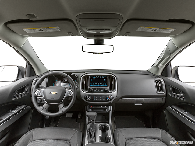 2019 Chevrolet Colorado | Centered wide dash shot