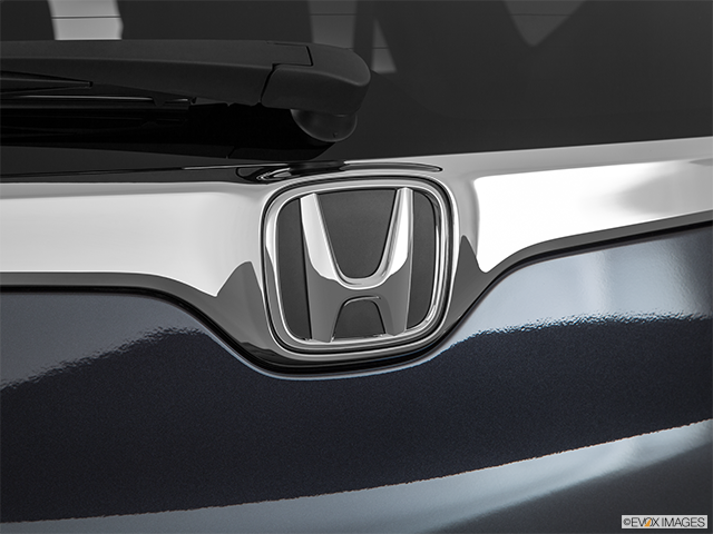 2019 Honda CR-V | Rear manufacturer badge/emblem