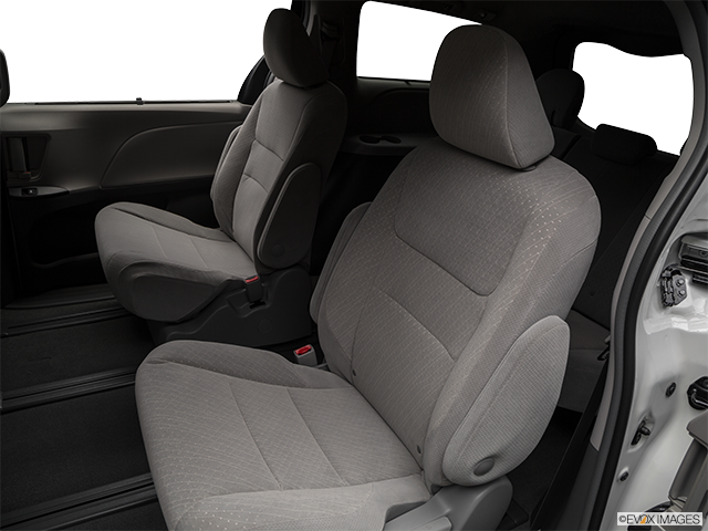 2019 Toyota Sienna | Rear seats from Drivers Side