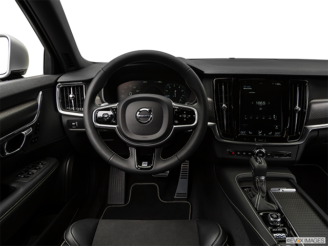 2019 Volvo V90 | Steering wheel/Center Console