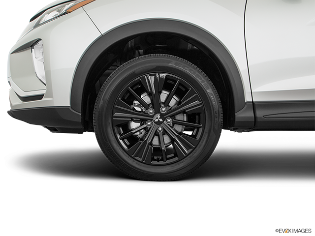 2019 Mitsubishi Eclipse Cross | Front Drivers side wheel at profile
