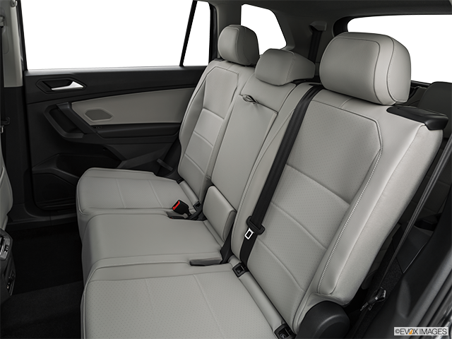 2019 Volkswagen Tiguan | Rear seats from Drivers Side