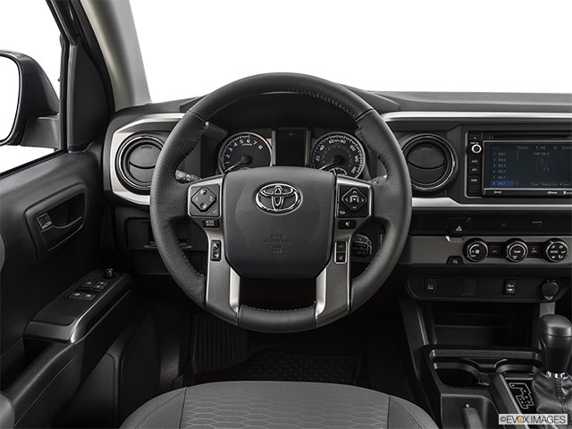 2019 Toyota Tacoma | Steering wheel/Center Console