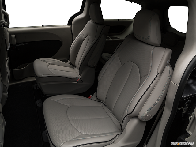 2019 Chrysler Pacifica Hybrid | Rear seats from Drivers Side