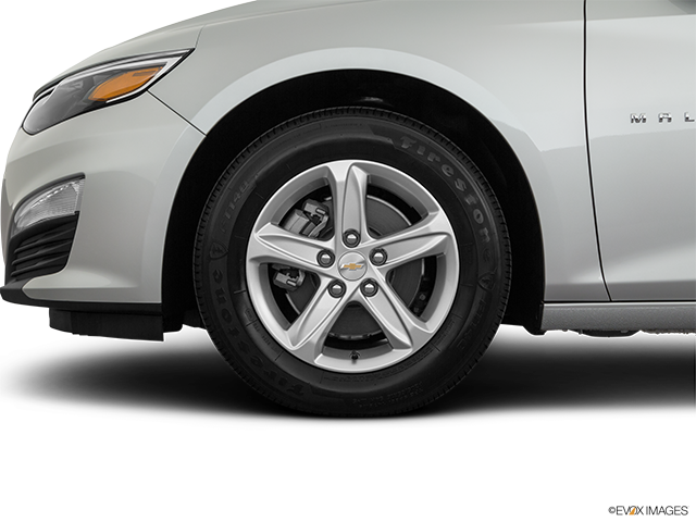 2019 Chevrolet Malibu | Front Drivers side wheel at profile