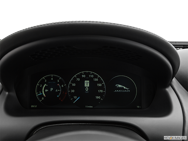 2019 Jaguar XJ | Speedometer/tachometer