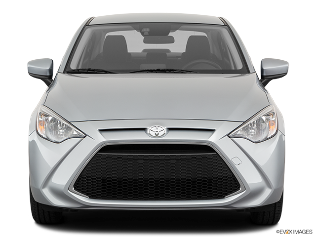 2019 Toyota Yaris Sedan | Low/wide front