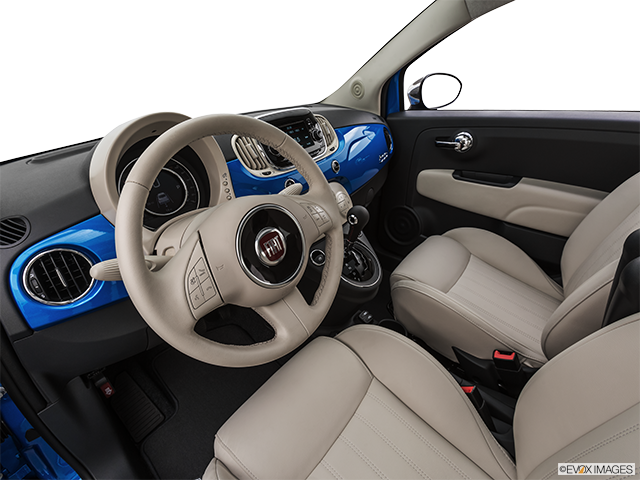 2019 Fiat 500 Hatchback | Interior Hero (driver’s side)