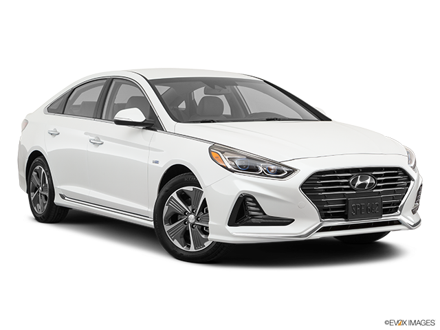 2019 Hyundai Sonata Plug-in Hybrid | Front passenger 3/4 w/ wheels turned