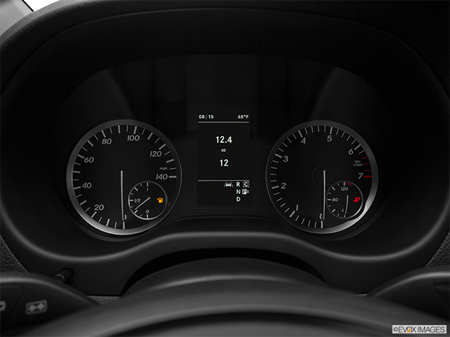 2022 Mercedes-Benz Metris Passenger Van | Speedometer/tachometer