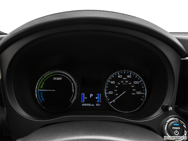 2019 Mitsubishi Outlander PHEV | Speedometer/tachometer