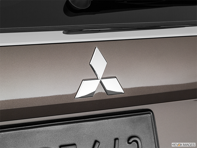 2019 Mitsubishi Outlander PHEV | Rear manufacturer badge/emblem