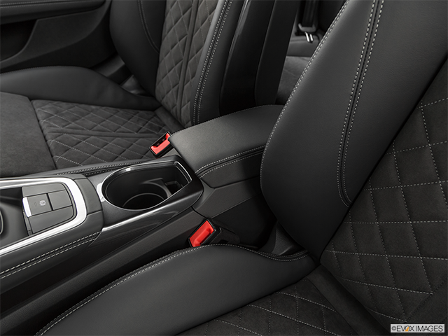 2019 Audi TT | Front center console with closed lid, from driver’s side looking down