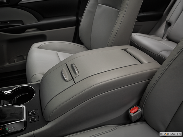 2019 Toyota Highlander Hybrid: Reviews, Price, Specs, Photos and Trims ...