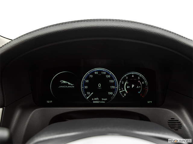 2019 Jaguar XF | Speedometer/tachometer