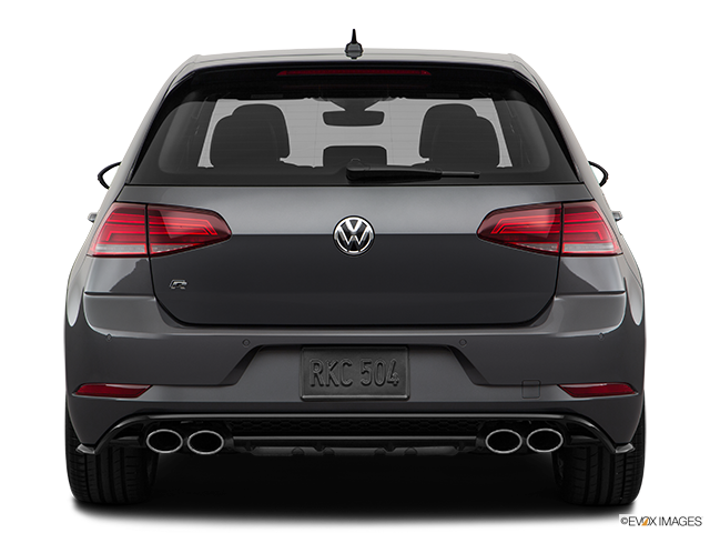 2019 Volkswagen Golf R | Low/wide rear