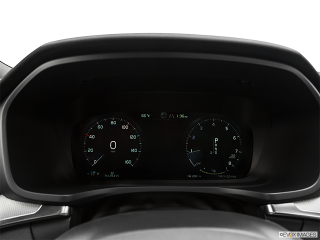 2019 Volvo S60 | Speedometer/tachometer