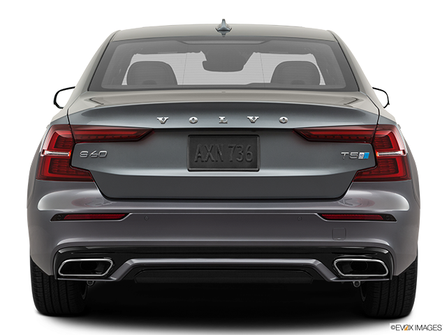 2019 Volvo S60 | Low/wide rear