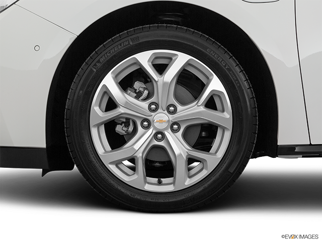 2019 Chevrolet Volt | Front Drivers side wheel at profile