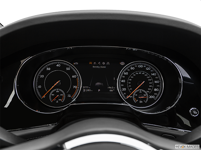 2022 Bentley Bentayga | Speedometer/tachometer