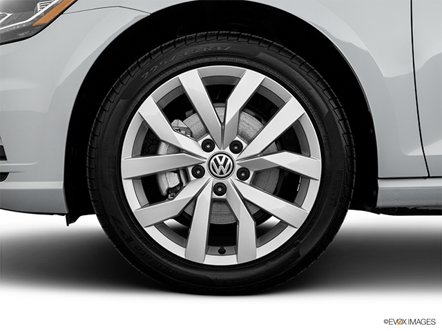 2019 Volkswagen Golf SportWagen | Front Drivers side wheel at profile